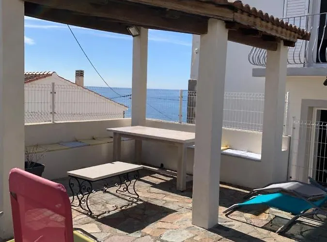 Magnifique Maison Avec Vue Hauteur De Villa