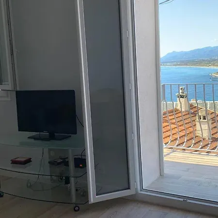 Magnifique Maison Avec Vue Hauteur De Bastia (Corsica)